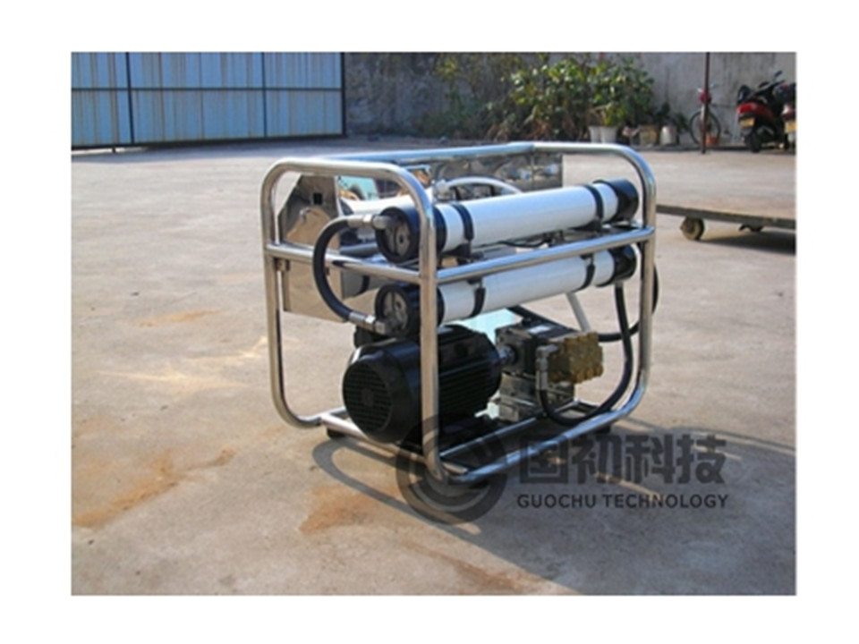 小(xiǎo)型海(hǎi)水(shuǐ)淡化(huà)設備